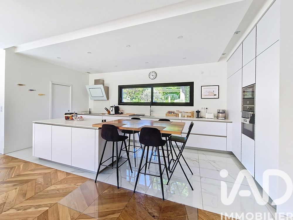 � vendre  Villa Saint-Fargeau-Ponthierry (77310)