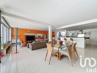  Appartement � vendre 7 pi�ces 210 m�