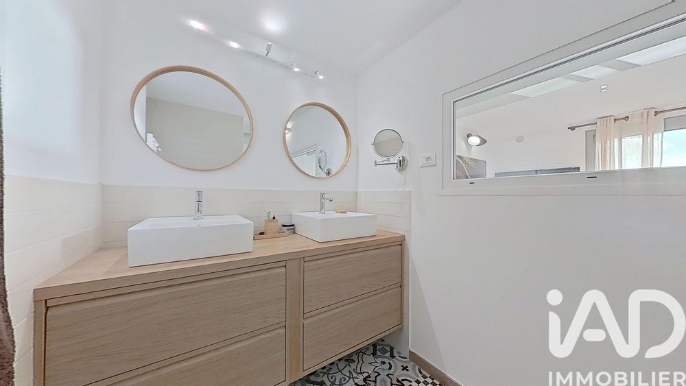 � vendre  Appartement Agay (83530)