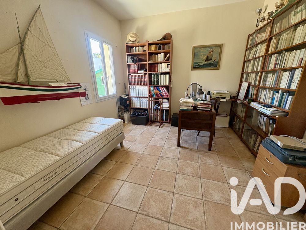 � vendre  Maison Saint-Cyr-sur-Mer (83270)