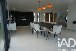  Maison � vendre 5 pi�ces 195 m�