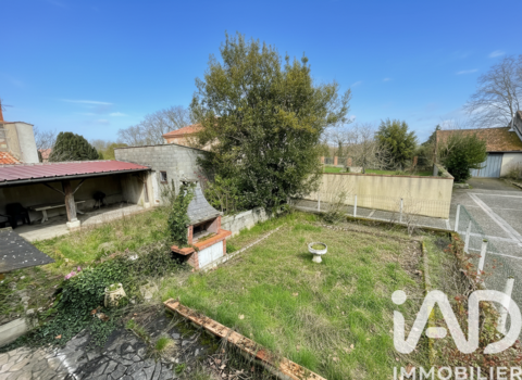   Vente Maison de village 5 pi�ces Maison - 5 pi�ce(s) - 160 m�