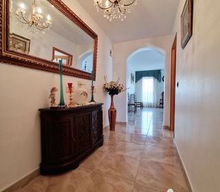  Maison � vendre 6 pi�ces 215 m�
