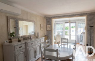  Maison � vendre 9 pi�ces 220 m�