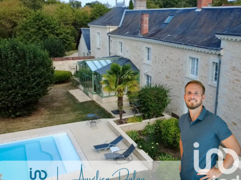   Vente Demeure 8 pi�ces Maison - 8 pi�ce(s) - 357 m�