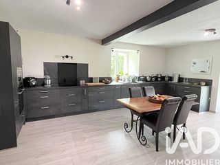  Maison � vendre 7 pi�ces 220 m�