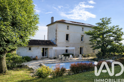   Vente Maison traditionnelle 6 pi�ces Maison - 6 pi�ce(s) - 210 m�