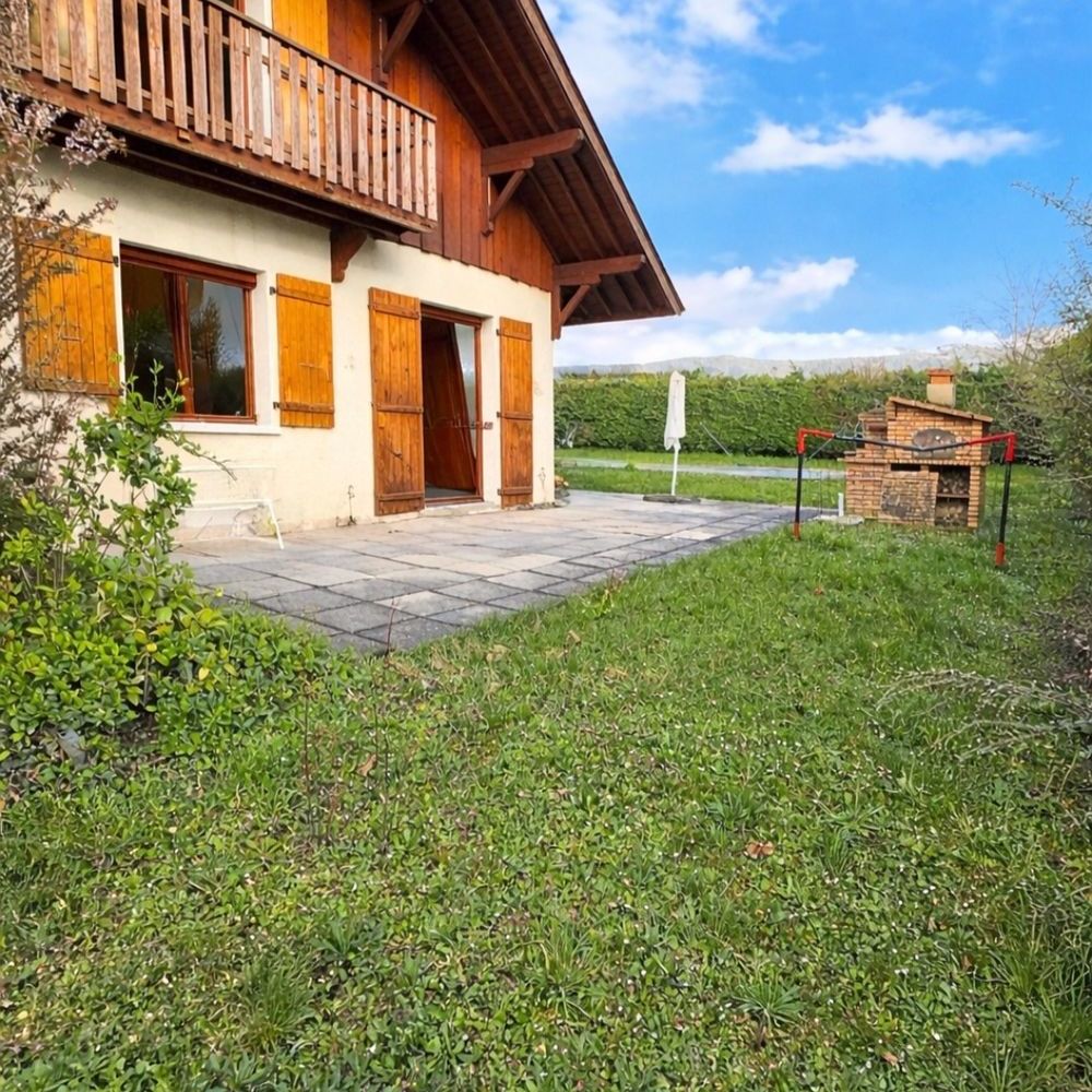 � vendre  Maison Saint-Julien-en-Genevois (74160)