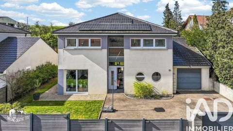   Vente Maison/villa 8 pi�ces Maison - 8 pi�ce(s) - 173 m�