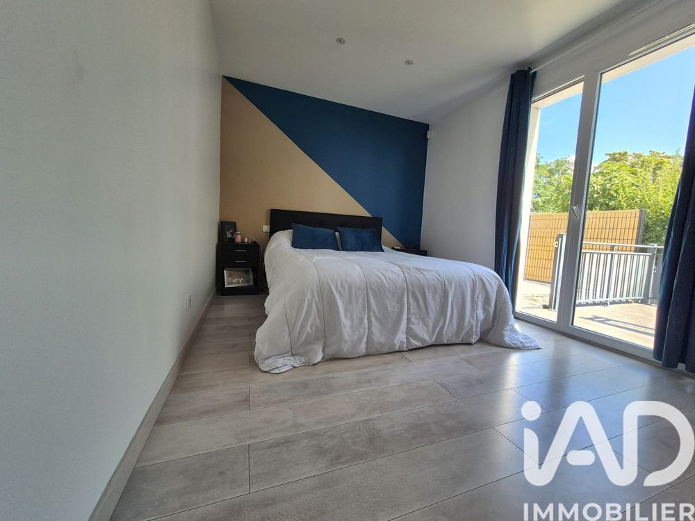 � vendre  Villa Champigny (51370)