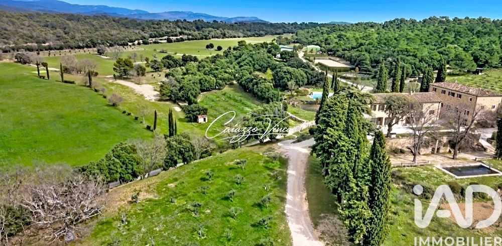 � vendre  Maison Tourtour (83690)