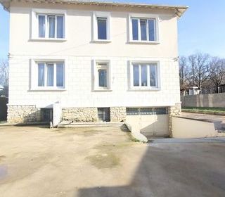  Maison � vendre 8 pi�ces 180 m�