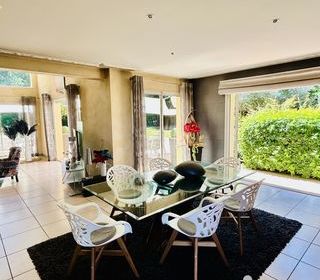  Villa � vendre 10 pi�ces 330 m�