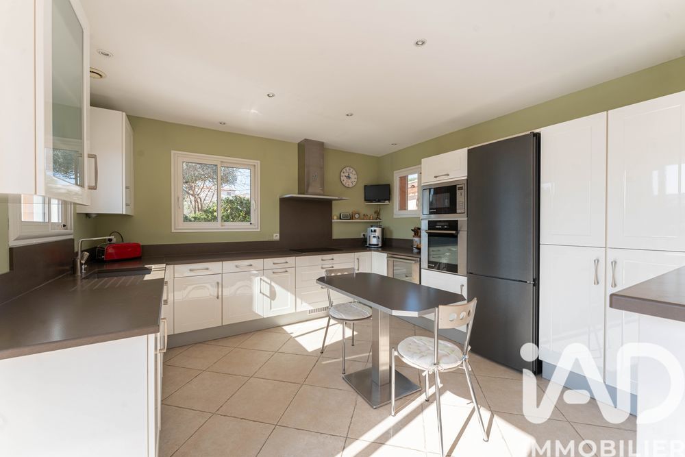 � vendre  Maison Saint-Cyr-sur-Mer (83270)