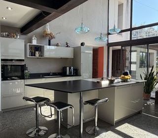  Maison � vendre 4 pi�ces 186 m�