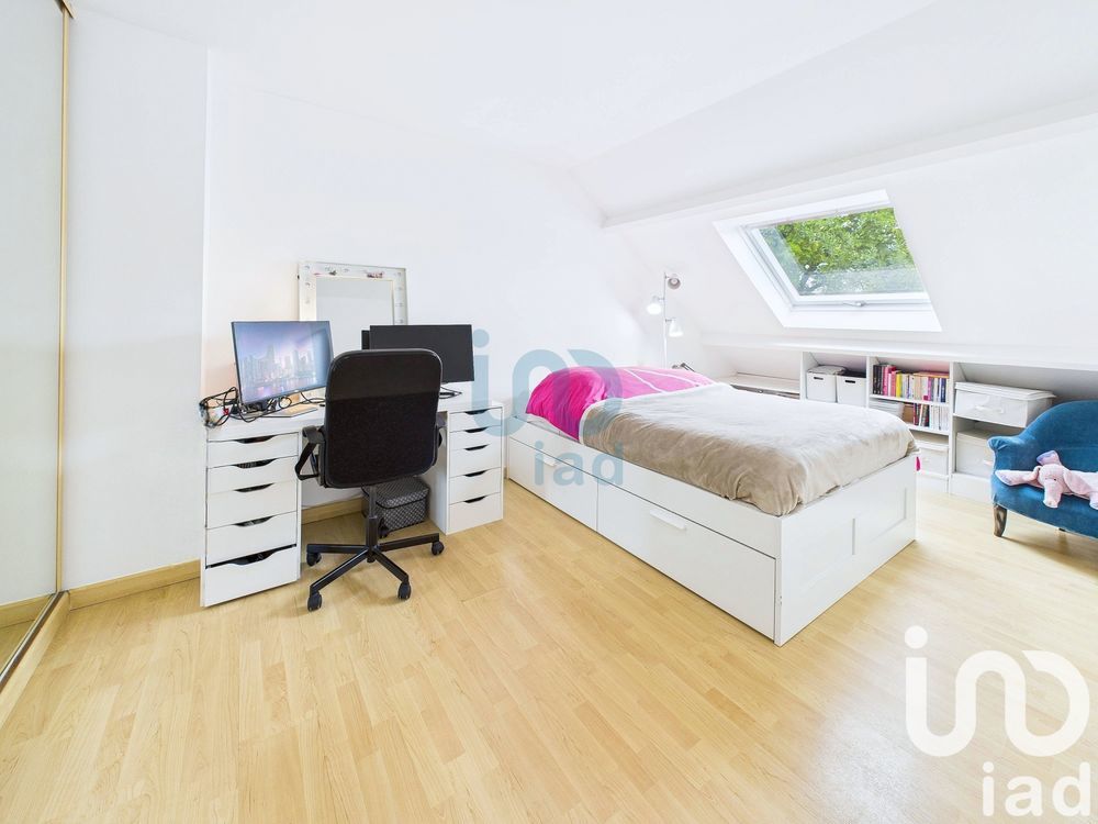 � vendre  Villa Sainte-Genevi�ve-des-Bois (91700)