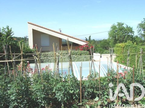   Vente Maison d'architecte 4 pi�ces Villa - 4 pi�ce(s) - 145 m�