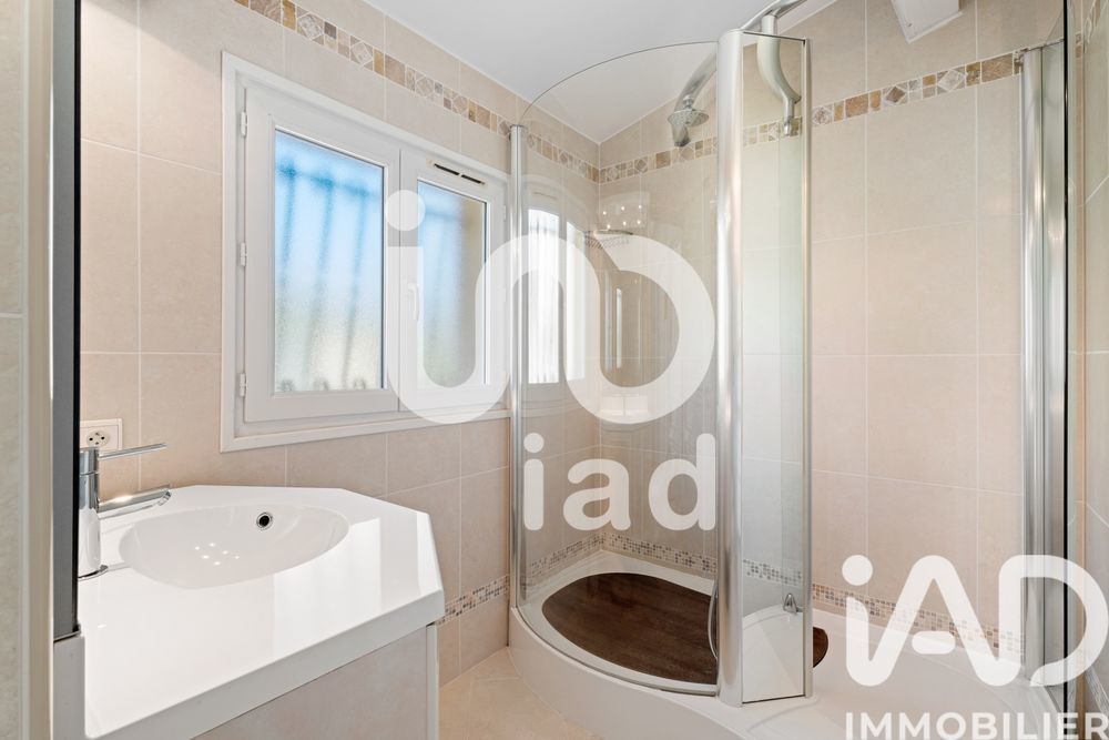 � vendre  Maison Saint-Laurent-du-Var (06700)