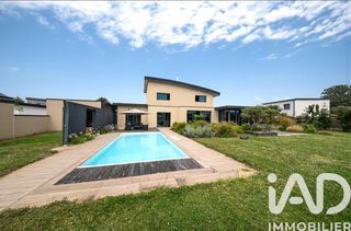  Villa � vendre 8 pi�ces 220 m�