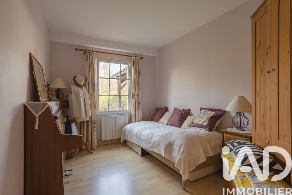 � vendre  Maison Marolles-en-Brie (94440)