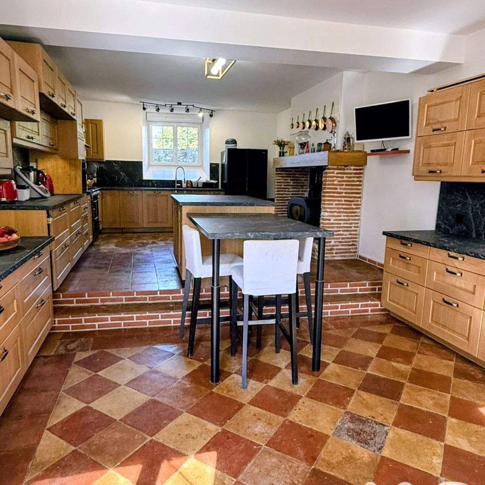 � vendre  Propri�t�/ch�teau Gasques (82400)