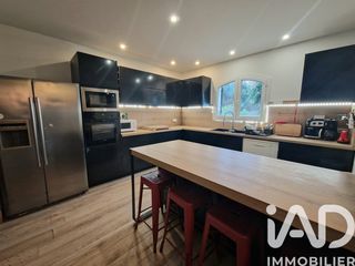  Maison � vendre 9 pi�ces 300 m�