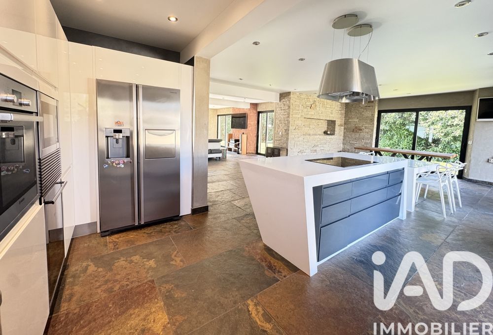 � vendre  Villa Gazeran (78125)