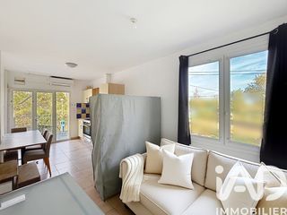  Immeuble � vendre 131 m�