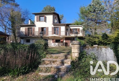   Vente Maison traditionnelle 8 pi�ces Maison - 8 pi�ce(s) - 194 m�