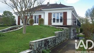  Maison � vendre 6 pi�ces 210 m�