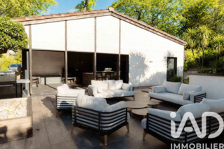  Maison � vendre 12 pi�ces 395 m�