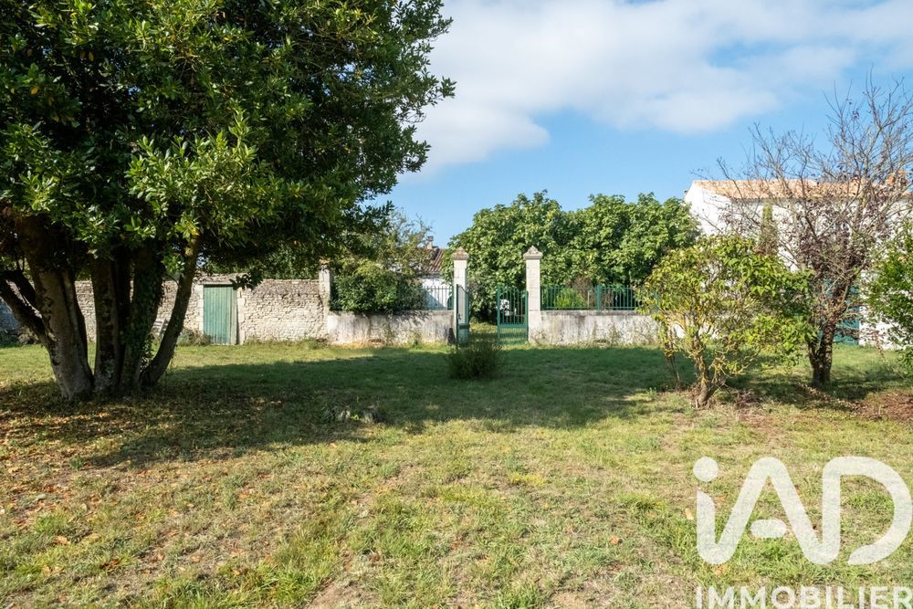 � vendre  Maison Le Bois-Plage-en-R� (17580)