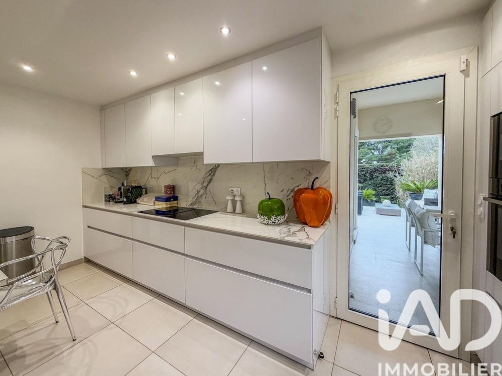 � vendre  Maison Saint-Rapha�l (83700)