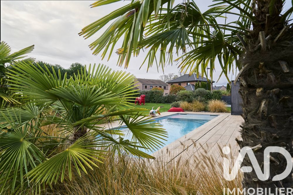 � vendre  Villa Camphin-en-P�v�le (59780)