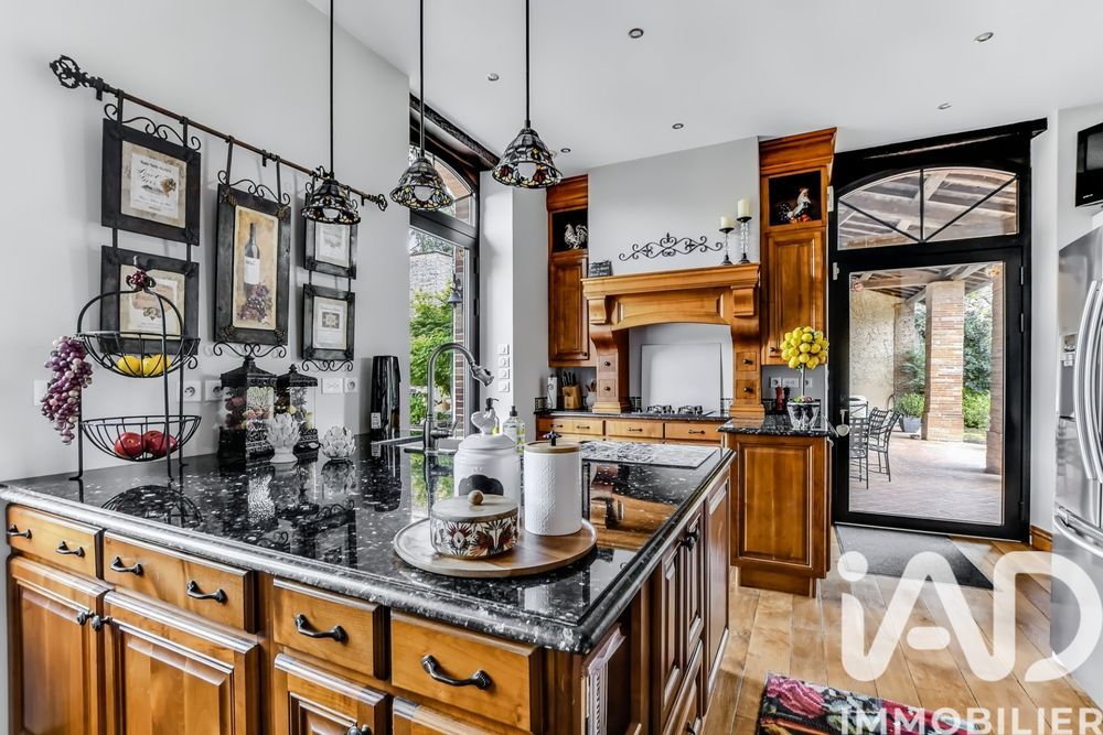 � vendre  Maison Larra (31330)