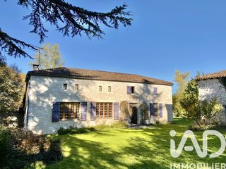  Maison � vendre 12 pi�ces 220 m�