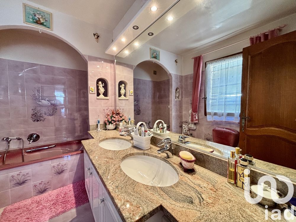 � vendre  Maison Saint-Rapha�l (83700)