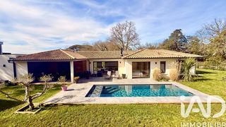  Villa � vendre 6 pi�ces 146 m�