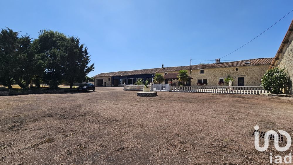 � vendre  Maison Villefagnan (16240)