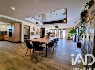  Villa � vendre 7 pi�ces 220 m�