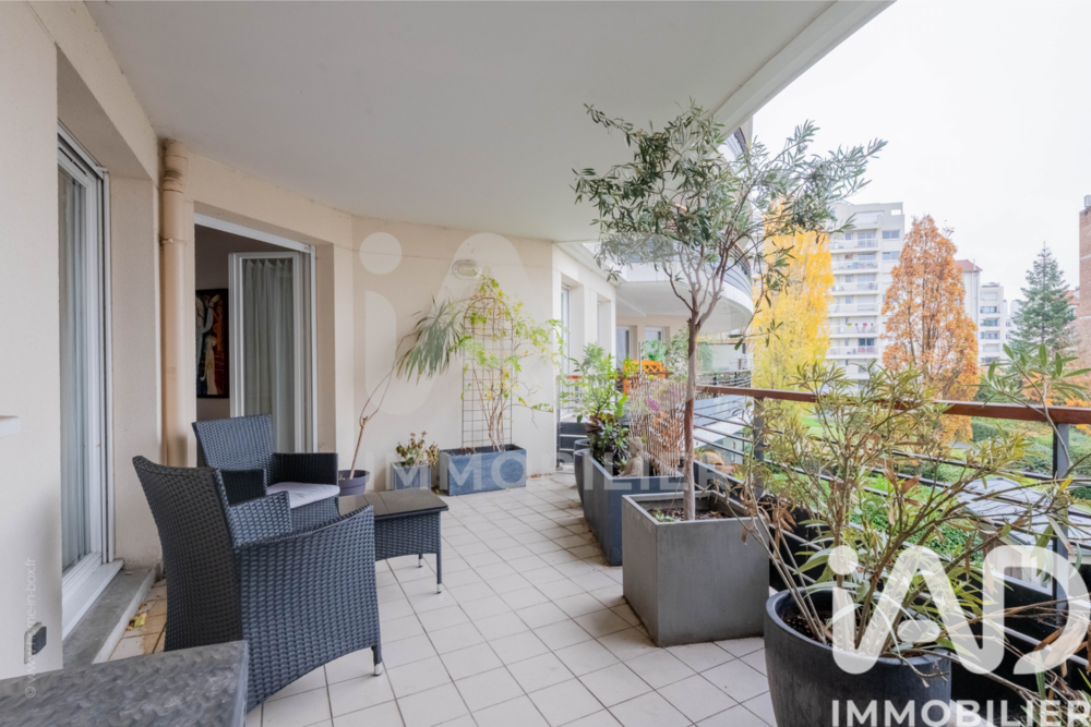� vendre  Appartement Courbevoie (92400)