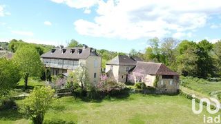  Propri�t�/ch�teau � vendre 10 pi�ces 550 m�