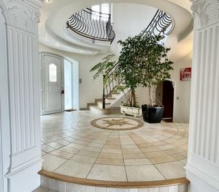  Maison � vendre 15 + pi�ces 630 m�