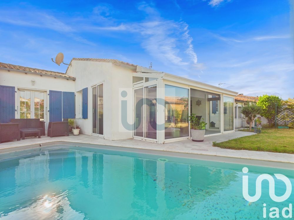 � vendre  Maison Sainte-Marie-de-R� (17740)