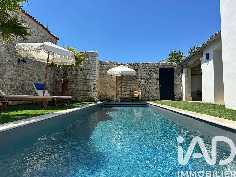 � vendre  Maison Sainte-Marie-de-R� (17740)