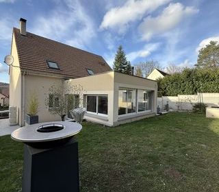  Maison � vendre 8 pi�ces 180 m�