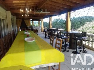  Maison � vendre 10 pi�ces 318 m�