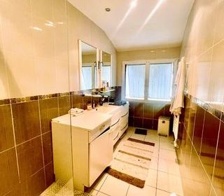  Maison � vendre 10 pi�ces 250 m�