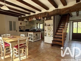  Maison � vendre 9 pi�ces 268 m�