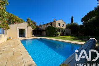  Maison � vendre 9 pi�ces 315 m�